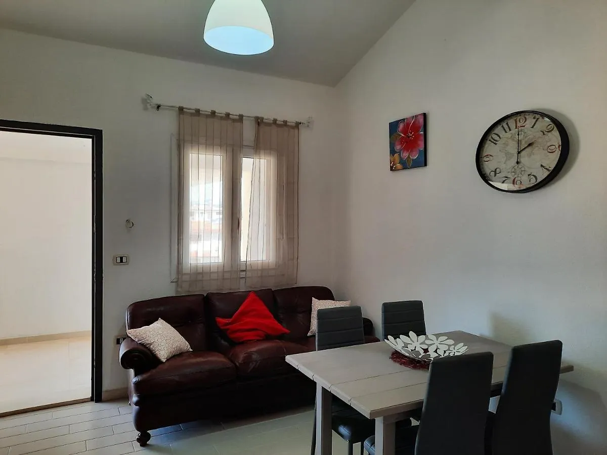 Casa Elias Villa Orosei Tatil Evi